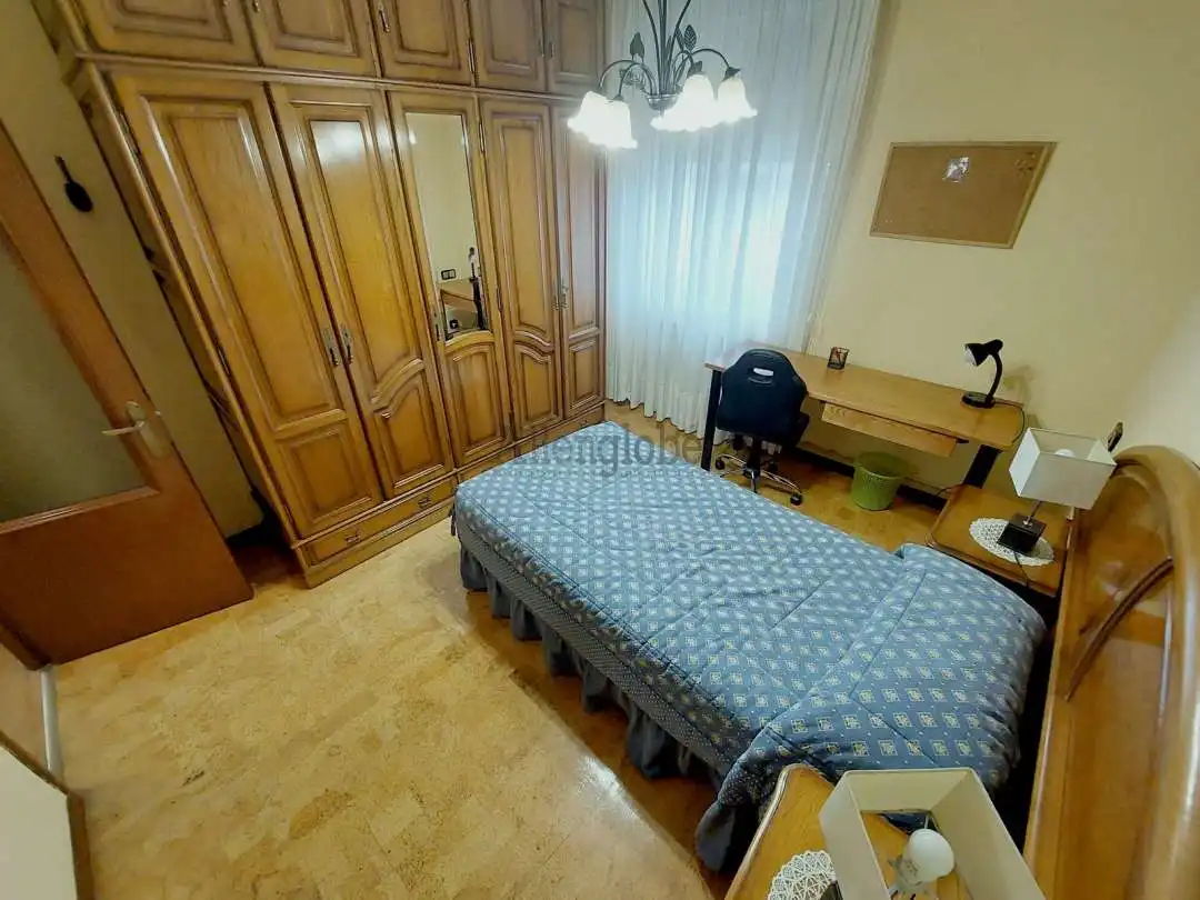 Flat for rent in Calle Padre Suárez, Santo Domingo - El Campillín