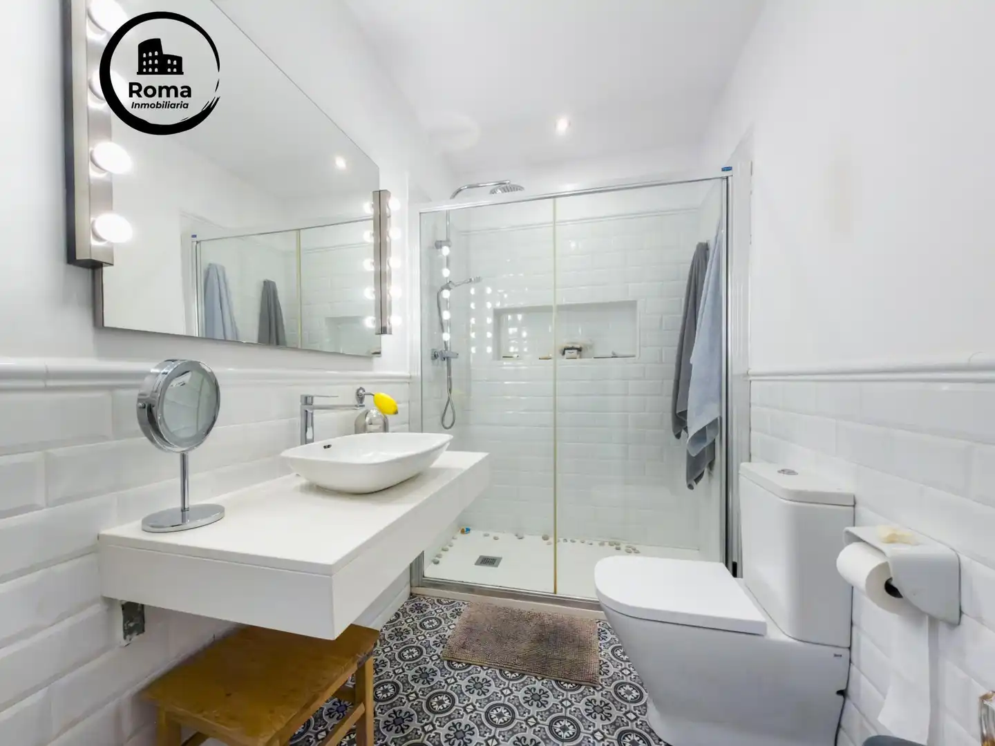 Bathroom of Flat for sale in Churriana de la Vega  with Air Conditioner, Heating and Terrace