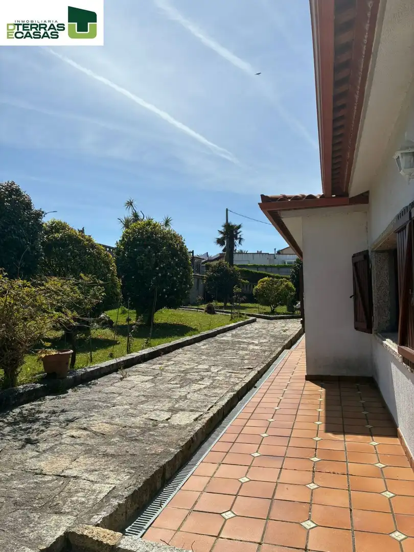 Außenansicht von Haus oder Chalet zur Miete in Sanxenxo mit Klimaanlage, Privatgarten und Parkett