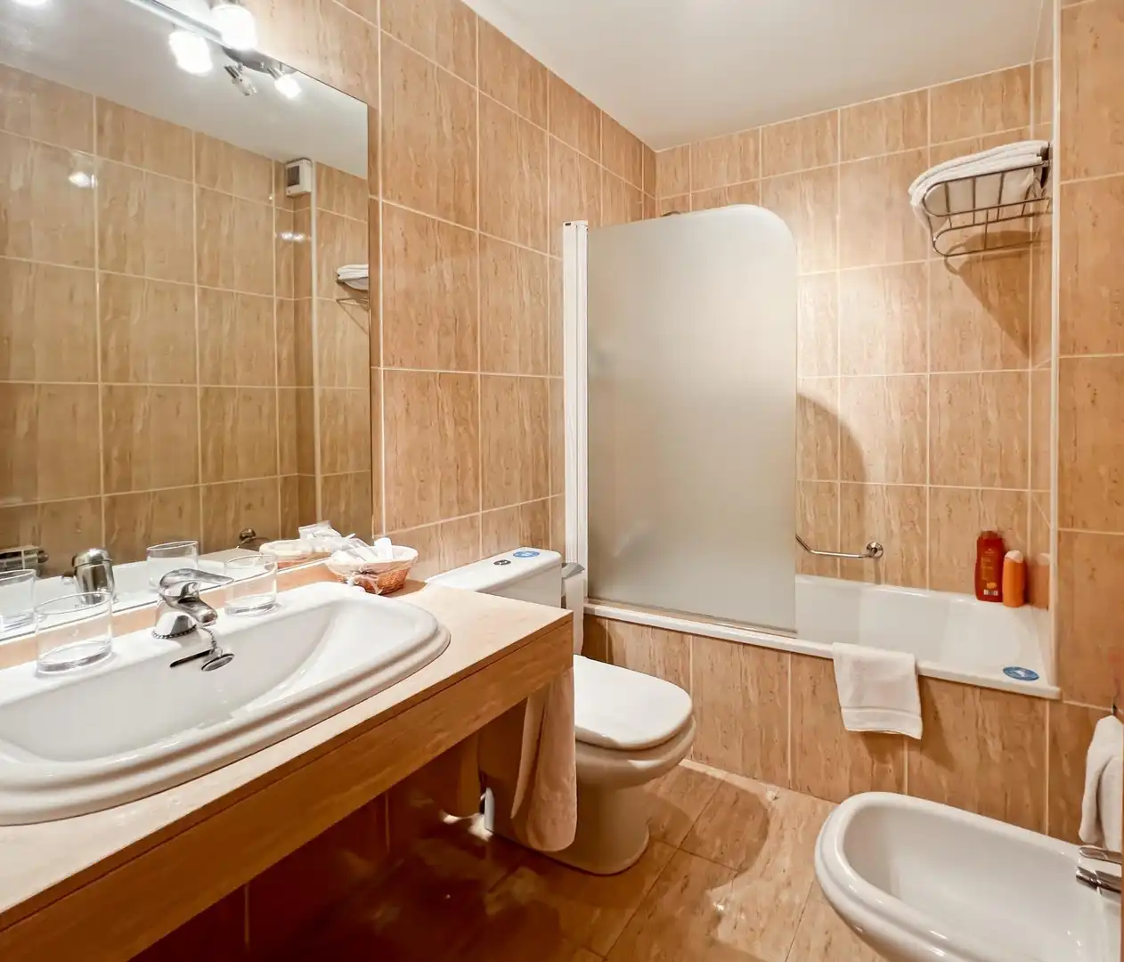 Bathroom of Country homes for sale in Buitrago del Lozoya  with Air Conditioner and Alarm
