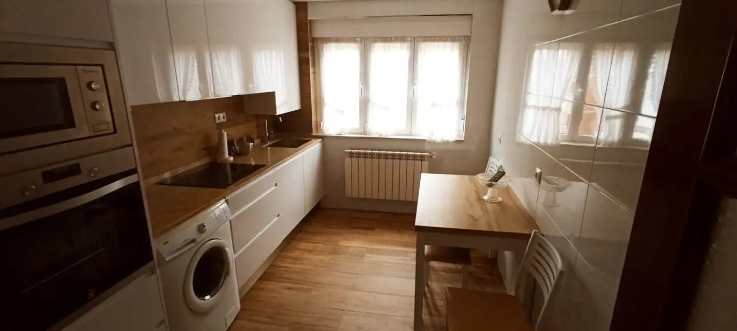 Cocina de Piso en venta en Gijón  con Calefacción