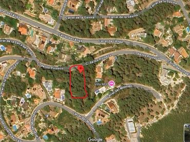 Terreno residenziale in vendita a Carrer Carrer dels Pirineus