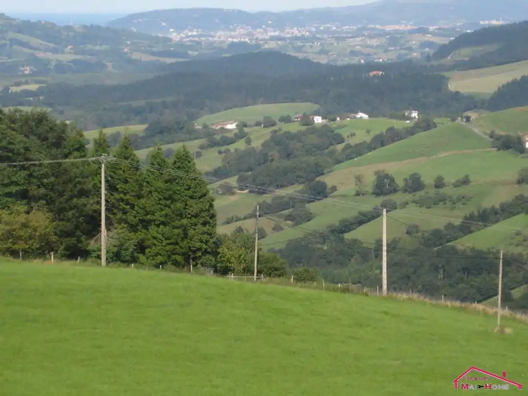Terreno en venta en Aia