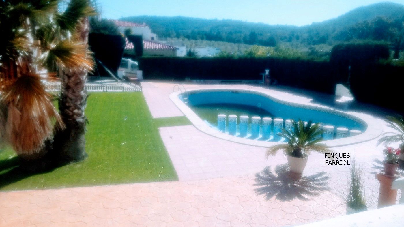 Piscina de Finca rústica en venda en L'Aleixar amb Aire condicionat, Calefacció i Jardí privat