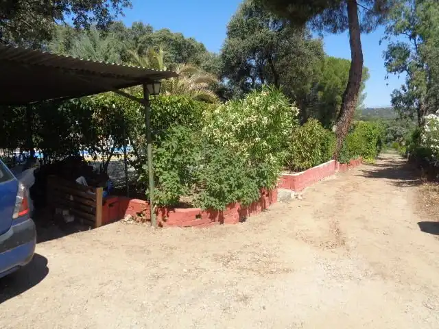 Jardí de Casa o xalet en venda en Cervera de los Montes amb Jardí privat, Traster i Piscina