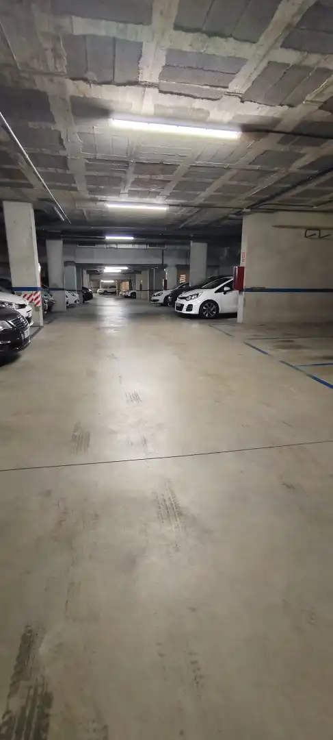 Parking de Piso en venta en Cervelló con Aire acondicionado, Calefacción y Amueblado