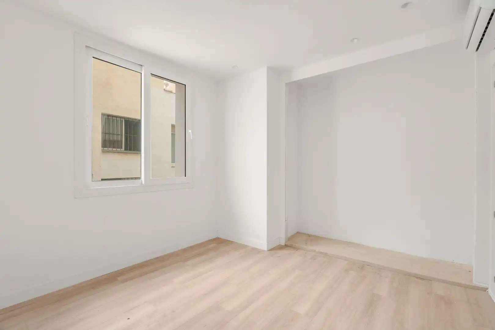 Flat with terrace for sale in Plaza Nogalera, imagen 15