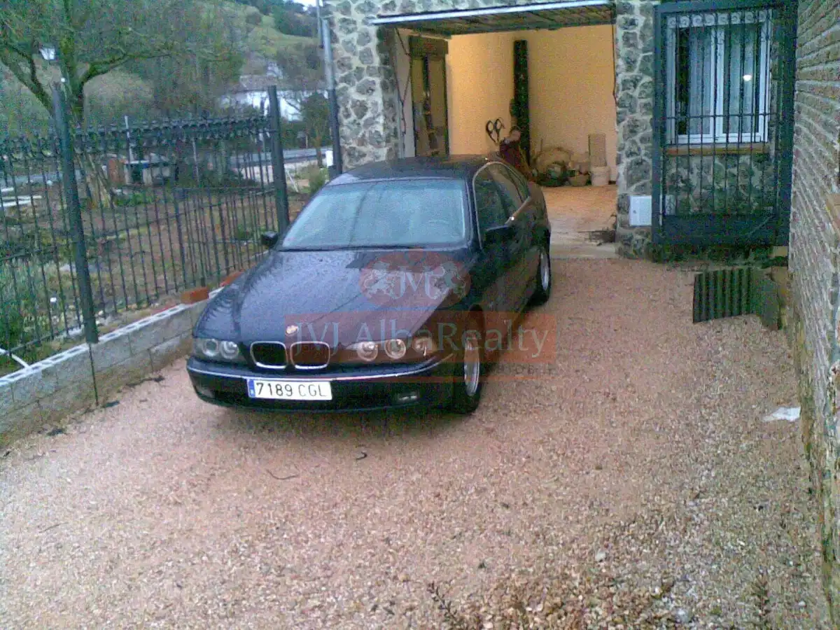 Jardí de Casa o xalet en venda en Alcaraz amb Calefacció, Jardí privat i Traster