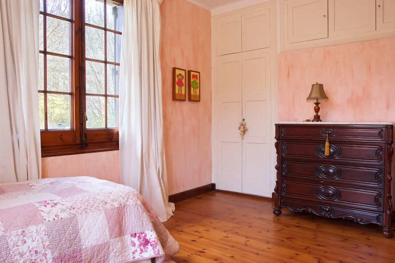 Habitación de Casa o chalet en venta en Camprodon con Calefacción, Jardín privado y Parquet
