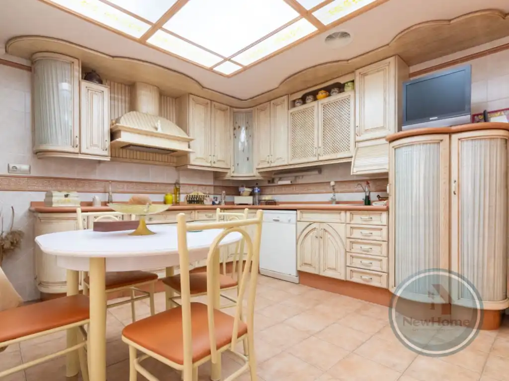 Casa adosada en venta en Crevillent