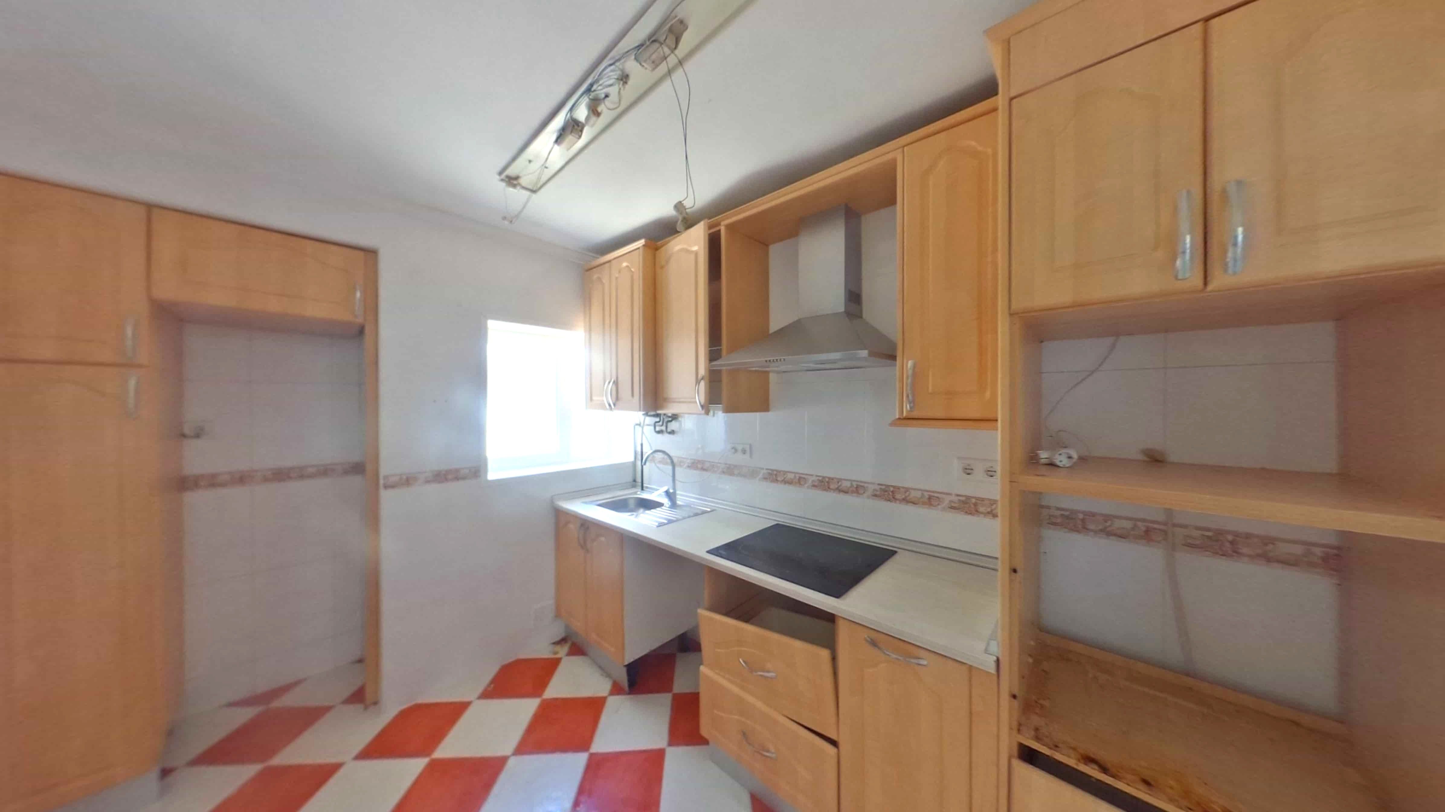 Kitchen of Flat for sale in Valladolid Capital  with Heating