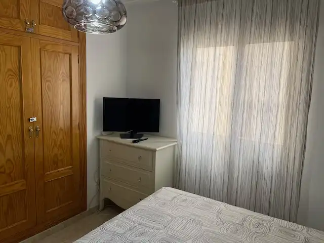 Habitación de Apartamento en venta en Guardamar del Segura con Aire acondicionado, Amueblado y Lavadora