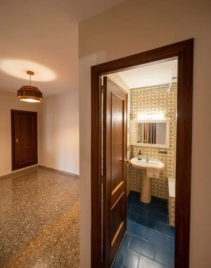 Bathroom of Flat for sale in Patraix