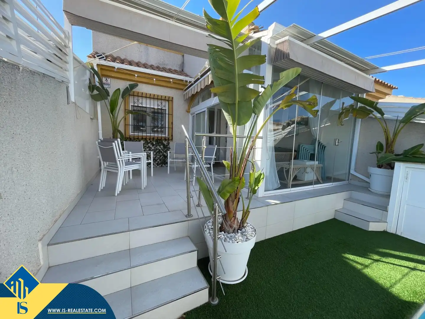 Terrasse von Maisonette zum Verkauf in Pilar de la Horadada mit Terrasse, Schwimmbad und Möbliert