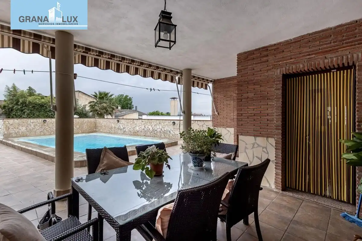 Chalet en venta en Calle de la Virgen del Rocío, imagen 38