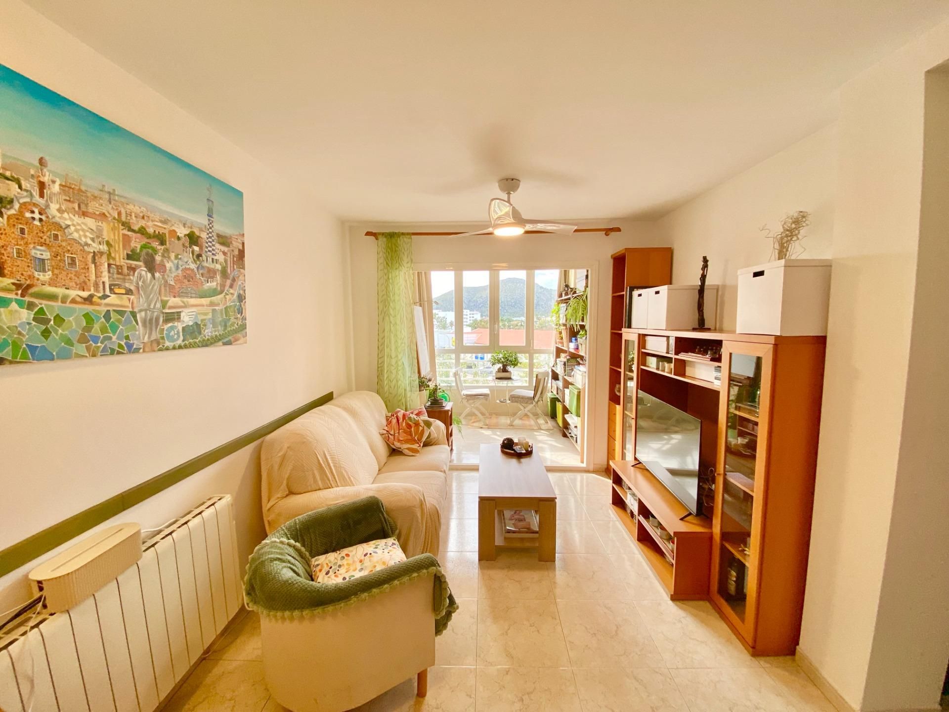Living room of Flat for sale in Alcúdia  with Heating and Balcony