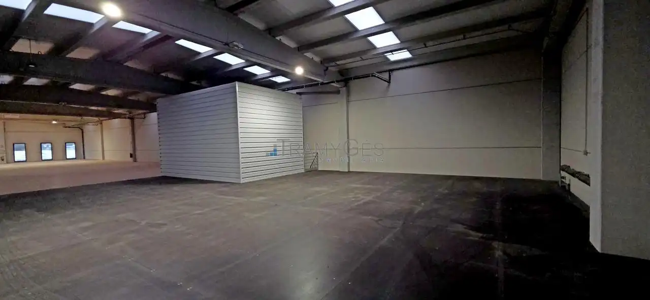 Nave industrial de alquiler en Mos