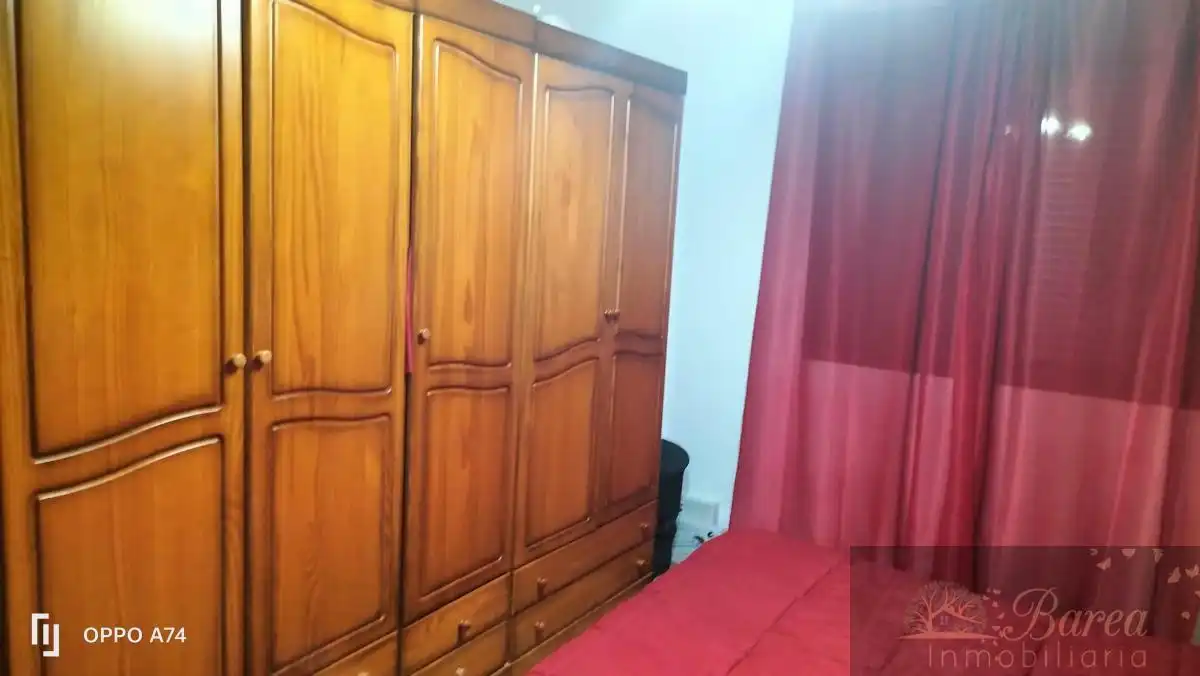 Dormitori de Casa o xalet en venda en Iznájar amb Piscina