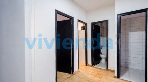 Foto 2 de Piso en venta en De Ramon Lujan, Almendrales, Madrid Capital