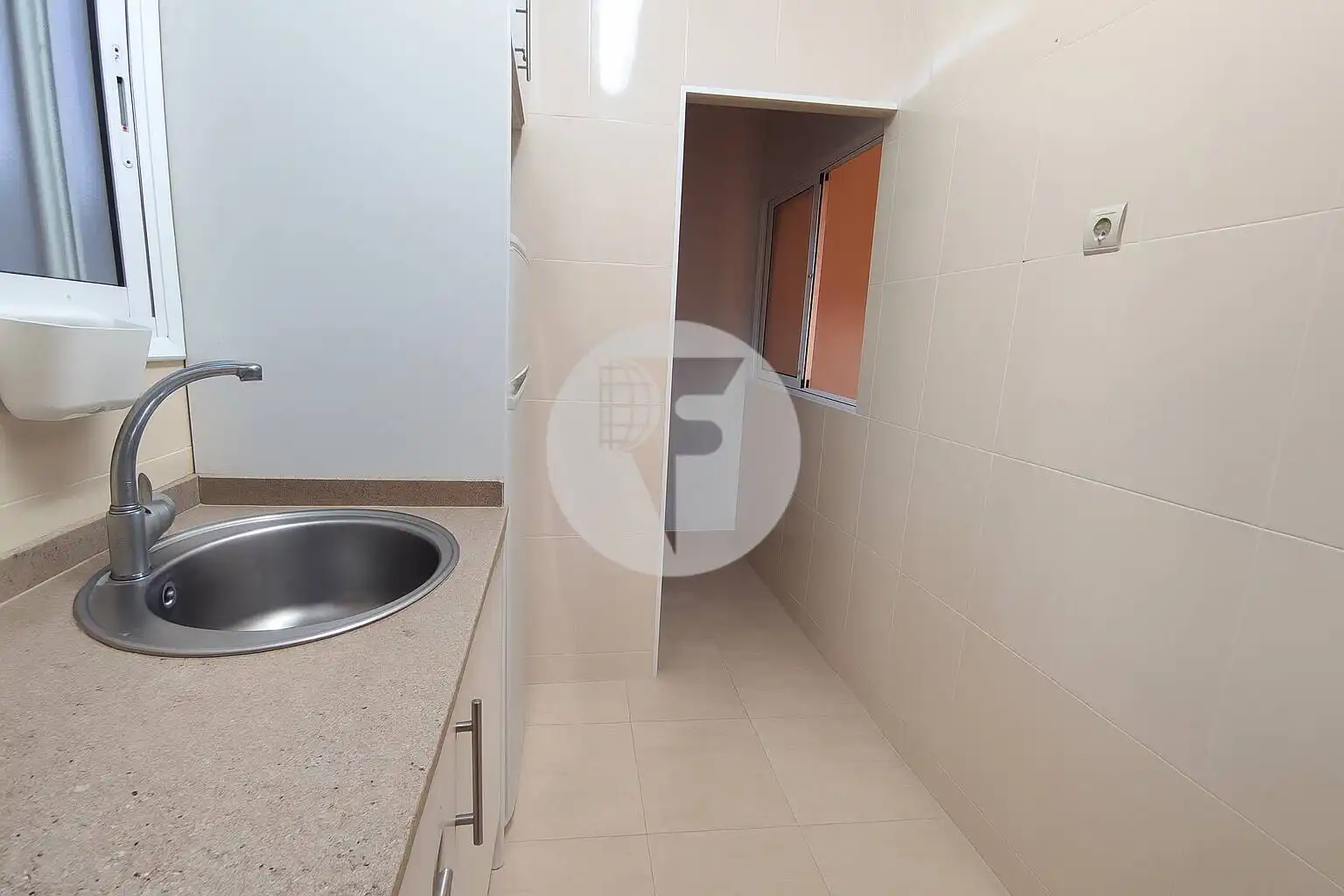 Cuina de Pis en venda en Barcelona amb Terrassa