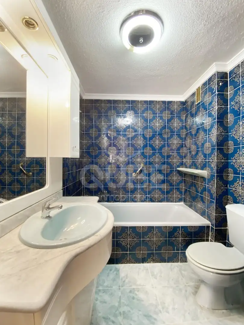 Piso con ascensor en venta en Calle VELEZ MALAGA, imagen 18