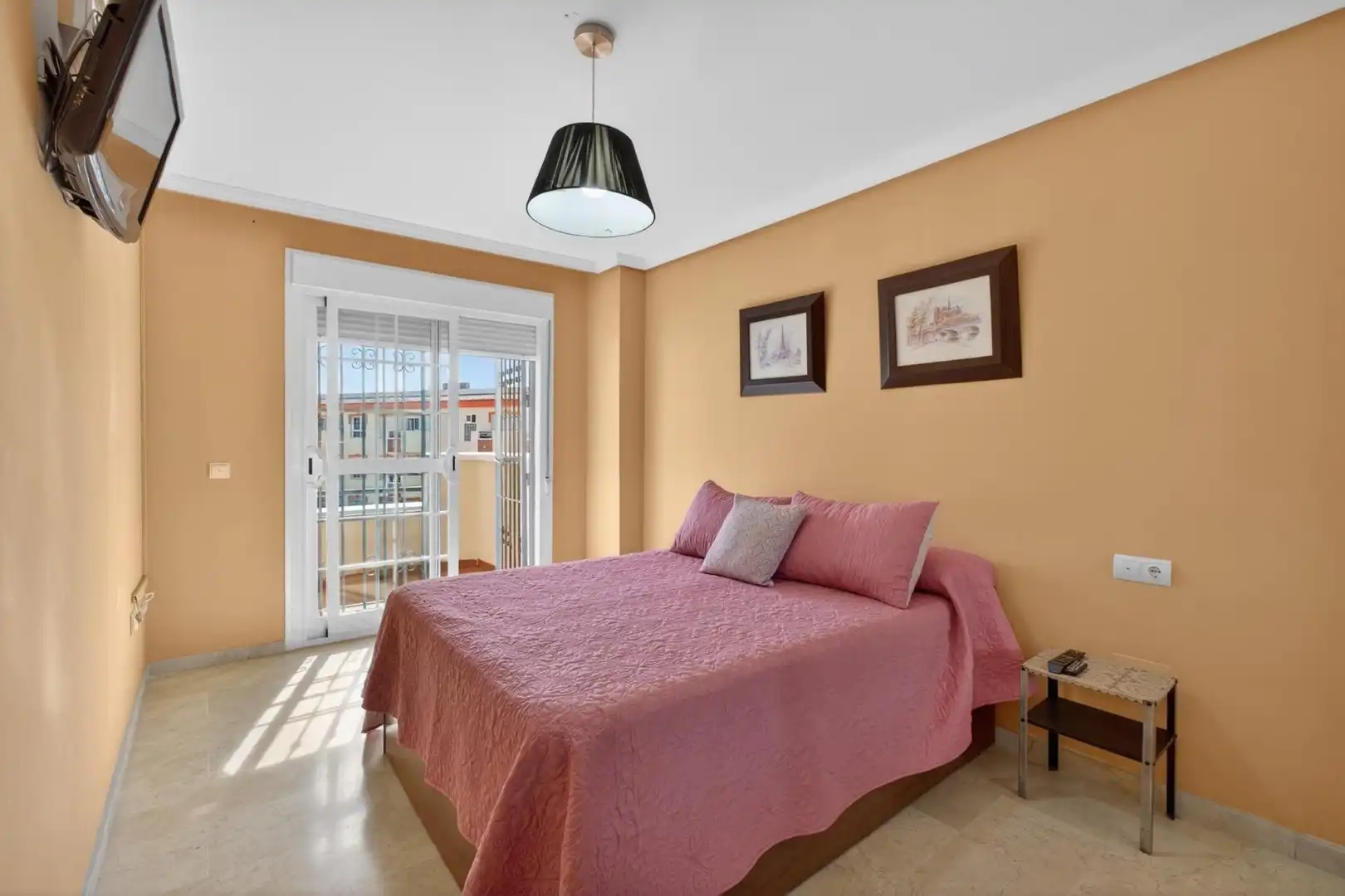 Dormitori de Planta baixa en venda en Benalmádena amb Aire condicionat, Jardí privat i Terrassa