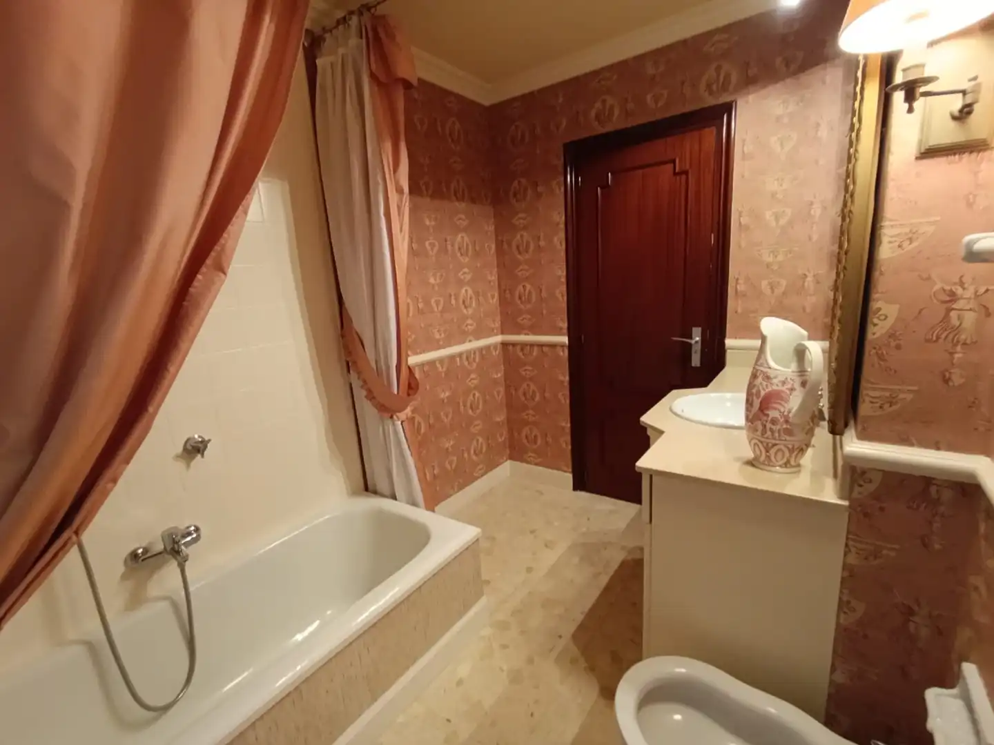 Baño de Piso en venta en Getxo  con Calefacción, Terraza y Trastero
