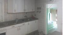 Cuina de Casa o xalet en venda en Sariegos