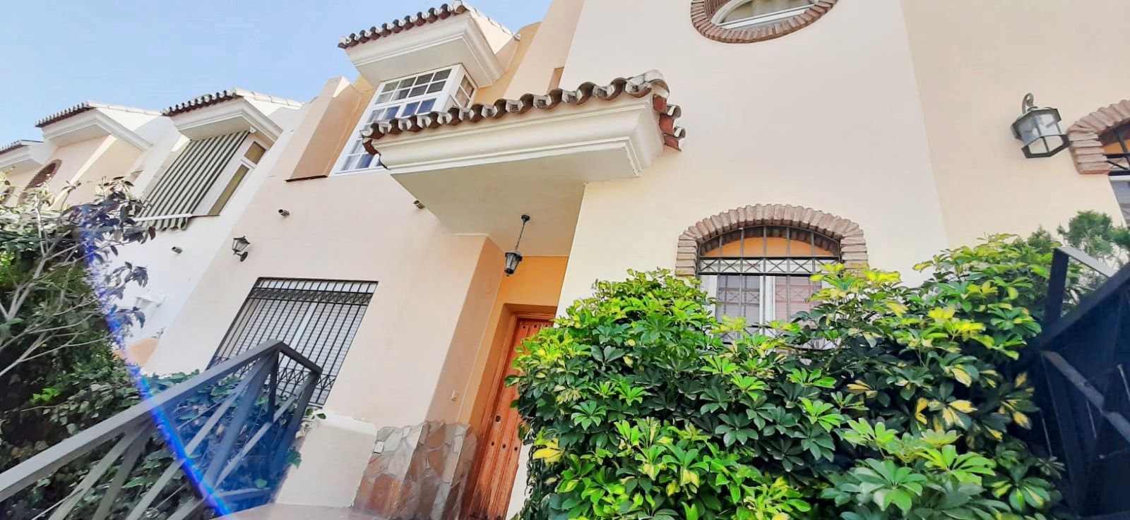 Vista exterior de Casa adosada en venta en Málaga Capital con Aire acondicionado, Calefacción y Terraza