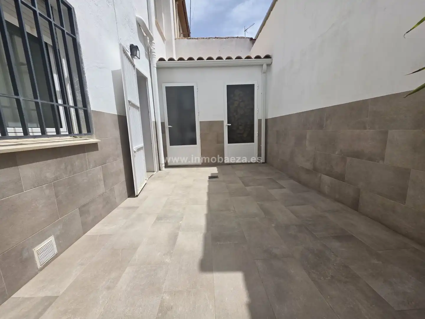 Terrassa de Casa o xalet en venda en Ibros amb Terrassa i Traster