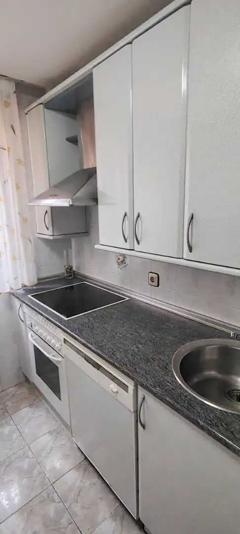 Kitchen of Flat for sale in Villares de la Reina  with Heating, Parquet flooring and Terrace