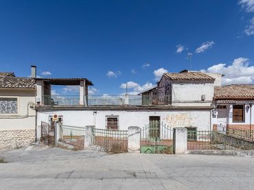 Casa amb balcó en venda a Carretera de Murcia 28