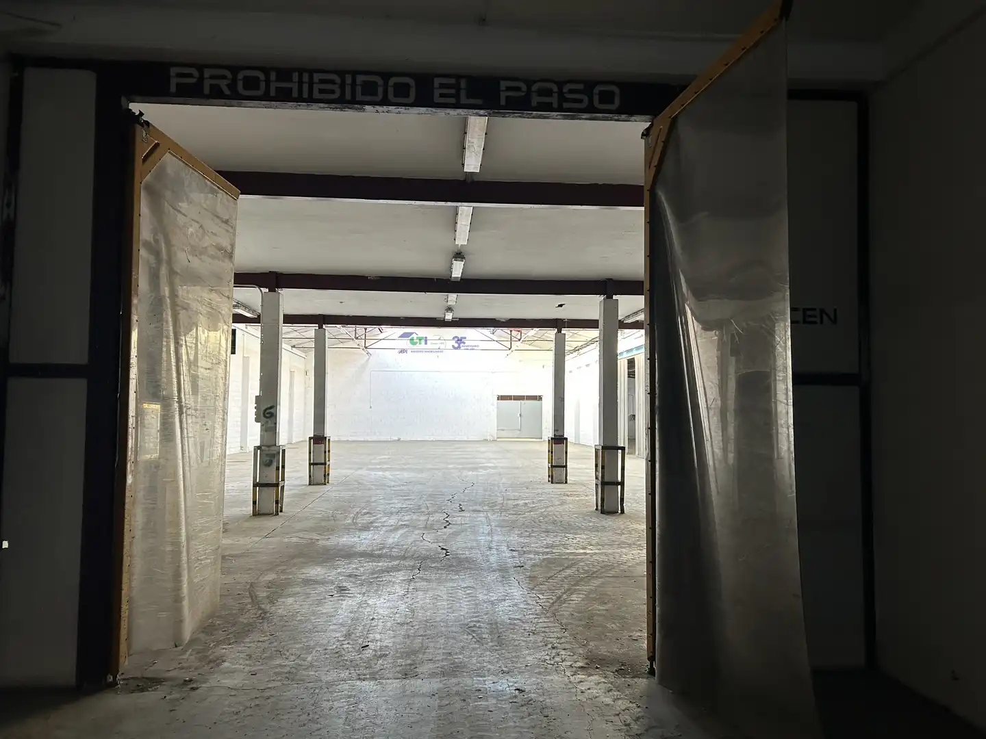 Nau industrial de lloguer en Utebo