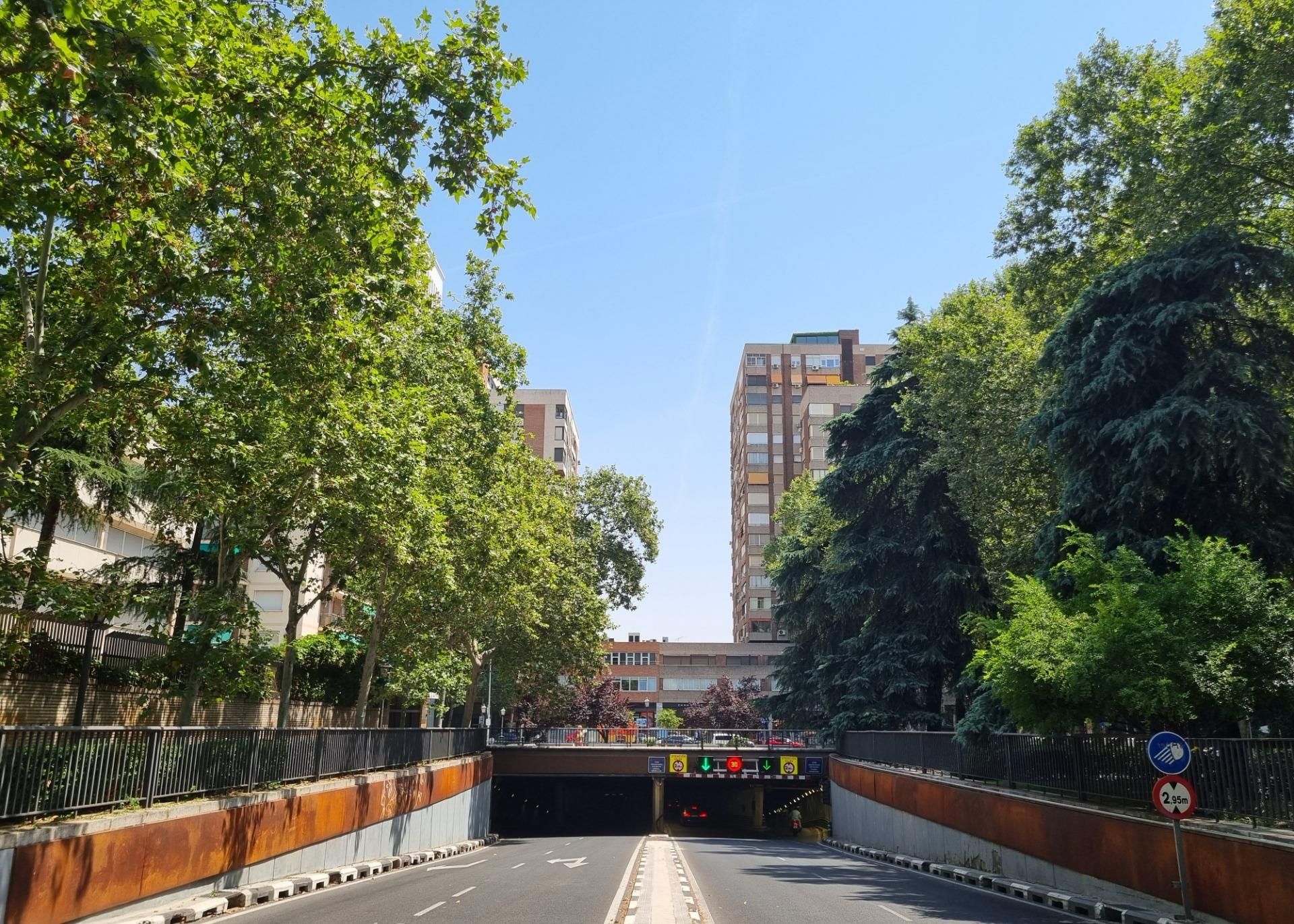 Vista exterior de Garatge en venda en  Madrid Capital