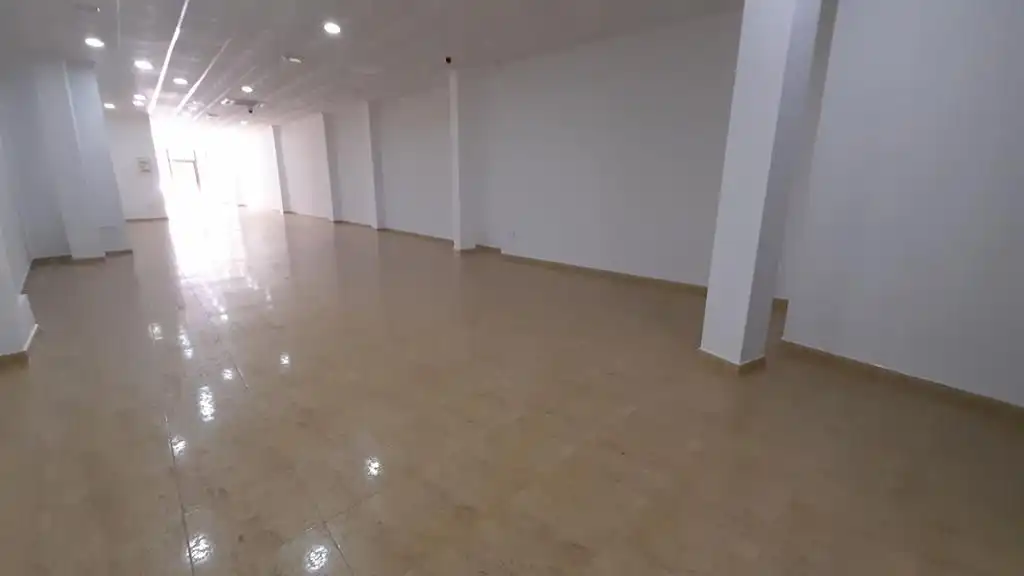 Local comercial de lloguer a La Roda, imagen 7