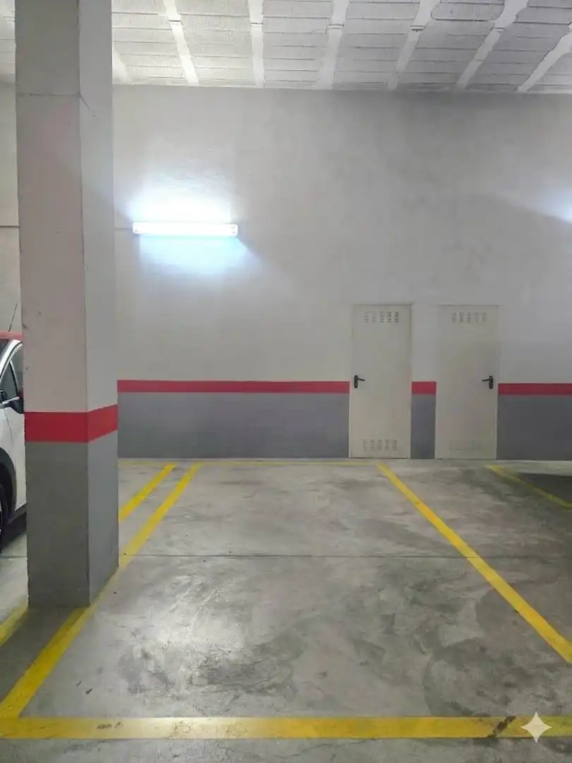 Parking of Ground floor for sale in Murcia  with Air Conditioner and Storage room