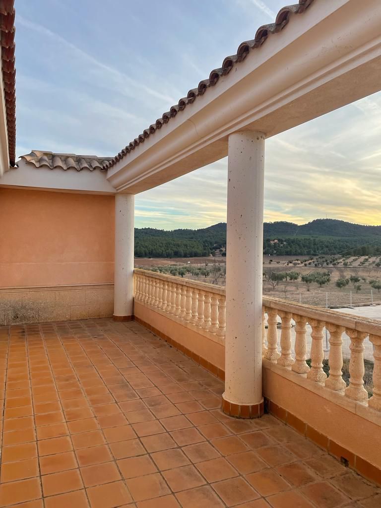 Terrace of House or chalet for sale in Liétor  with Air Conditioner, Heating and Terrace