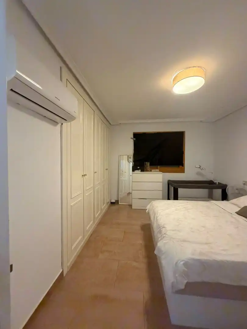 Dormitori de Casa adosada en venda en Catarroja amb Terrassa, Traster i Moblat