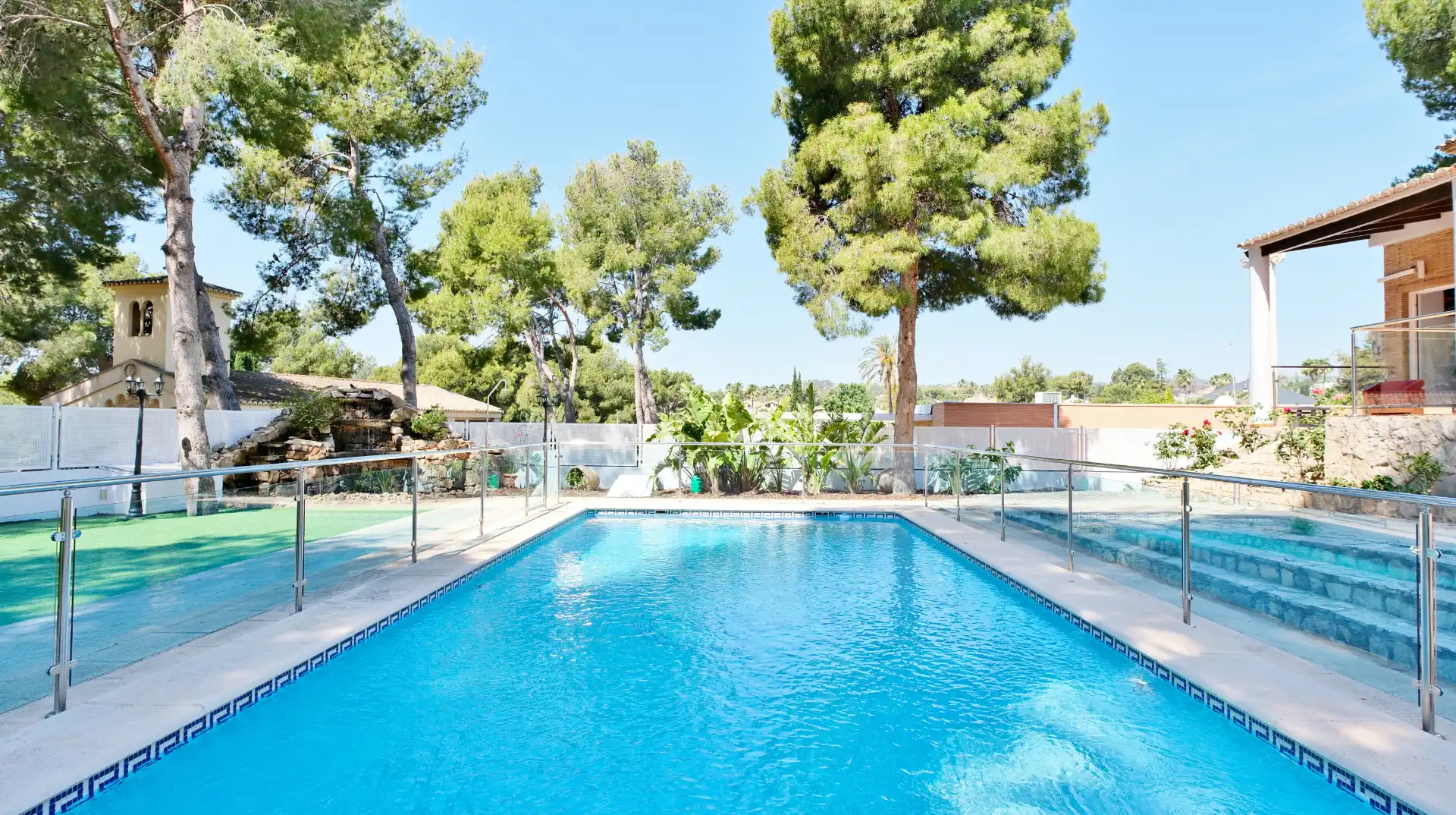 Chalet con terraza en venta en Alfinach - Los Monasterios, imagen 3