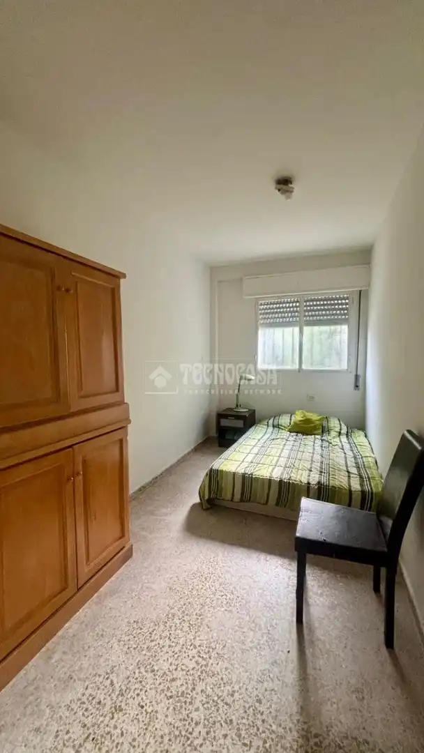 Piso en venta en C. Luz Casanova, Cartuja