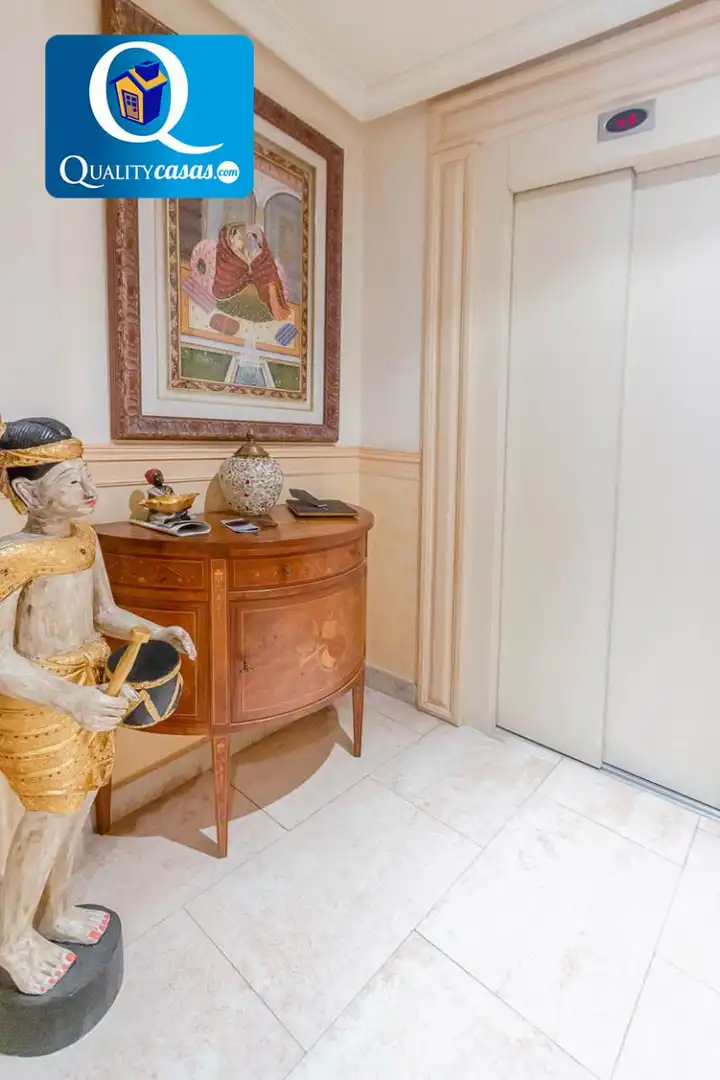 Casa adosada en venta en Crevillent con Aire acondicionado, Terraza y Trastero
