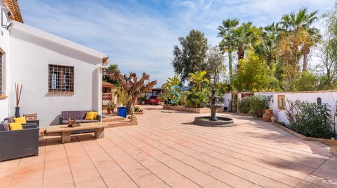 Villa tradicional de 4 dormitorios totalmente renovada con piscina privada y jardines en Daya Nueva! Rodeada de huertos y tierras, imatge 5