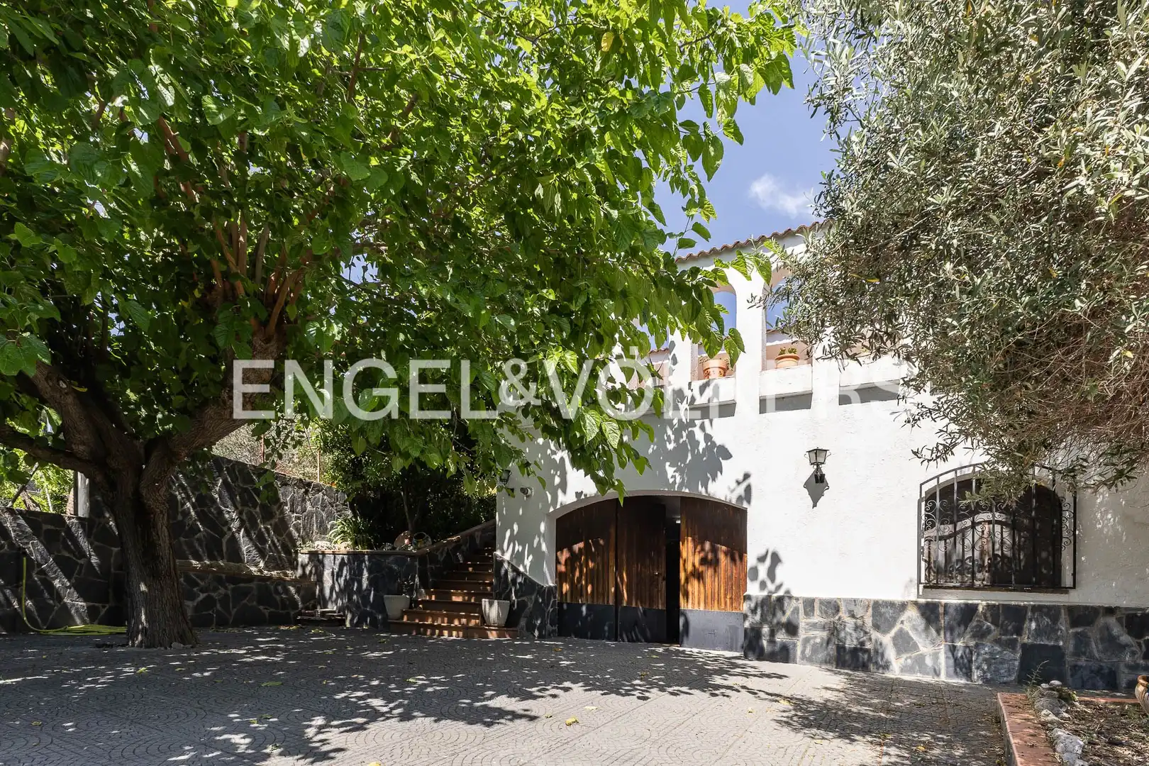 Vista exterior de Casa o xalet en venda en Lliçà de Vall amb Calefacció i Jardí privat