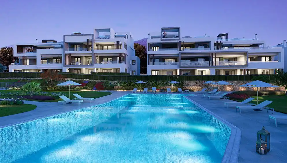 Piscina de Apartamento en venta en Estepona con Aire acondicionado, Calefacción y Terraza