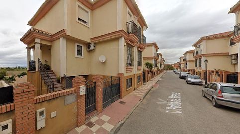 Foto 3 de Casa adosada en venta en Calle Pedro de Mena, 18, Ambroz, Vegas del Genil