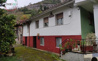 Exterior view of House or chalet for sale in Villaviciosa