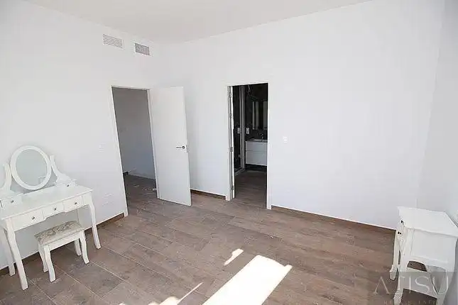 Villa mit Pool zum Verkauf in El Pinós / Pinoso, imagen 7