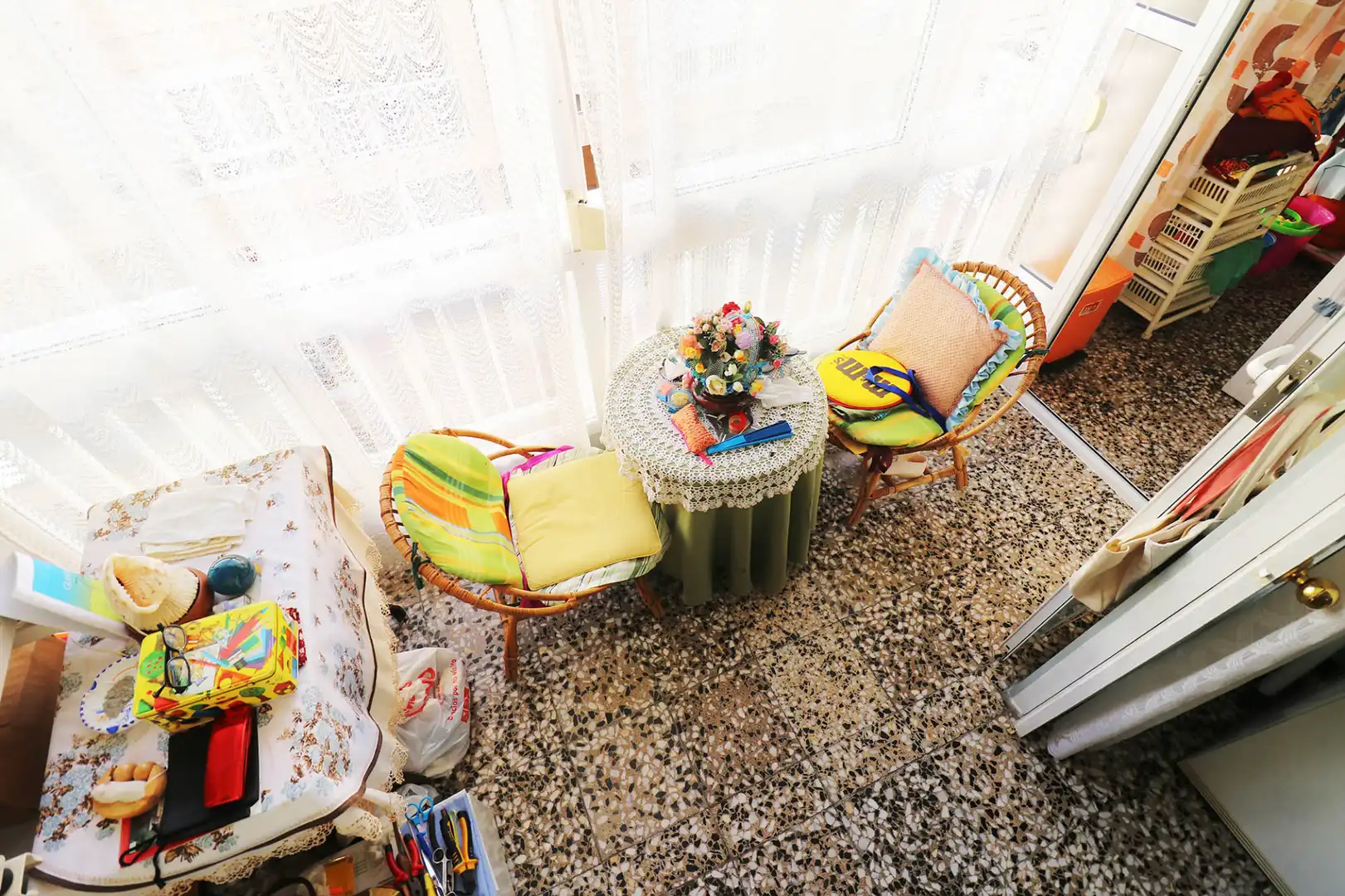 Sala d'estar de Apartament en venda en Guardamar del Segura amb Aire condicionat, Terrassa i Moblat