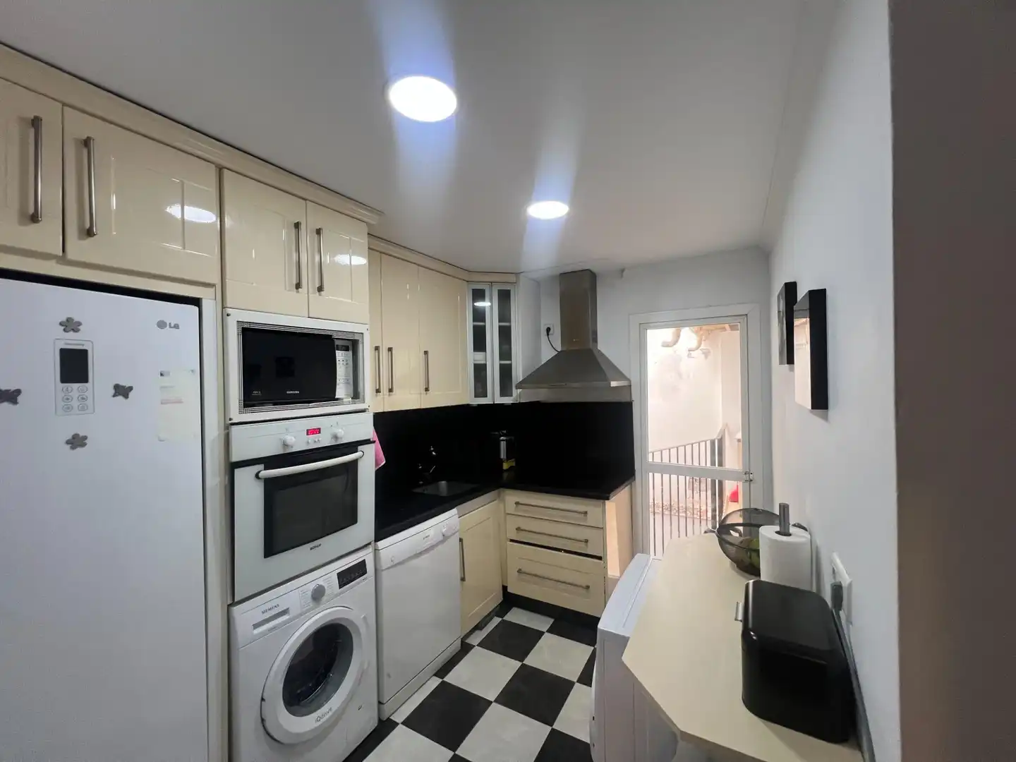 Apartamento con terraza en venta en Estepona Pueblo, imagen 22