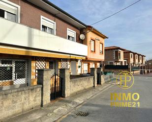 Vista exterior de Casa o xalet en venda en Santander amb Calefacció, Parquet i Terrassa